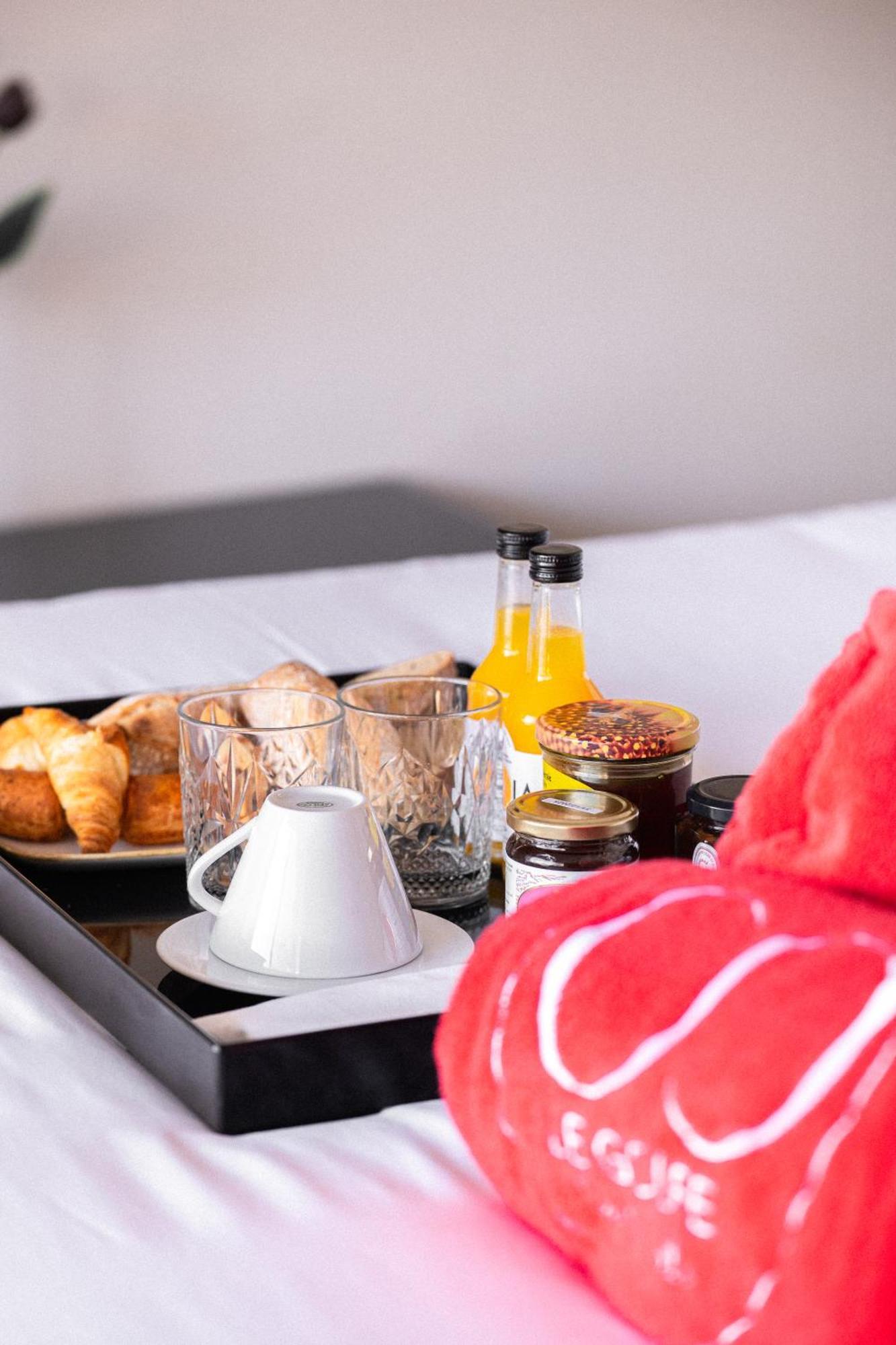 Le Golfe Hotell Porto Pollo Eksteriør bilde