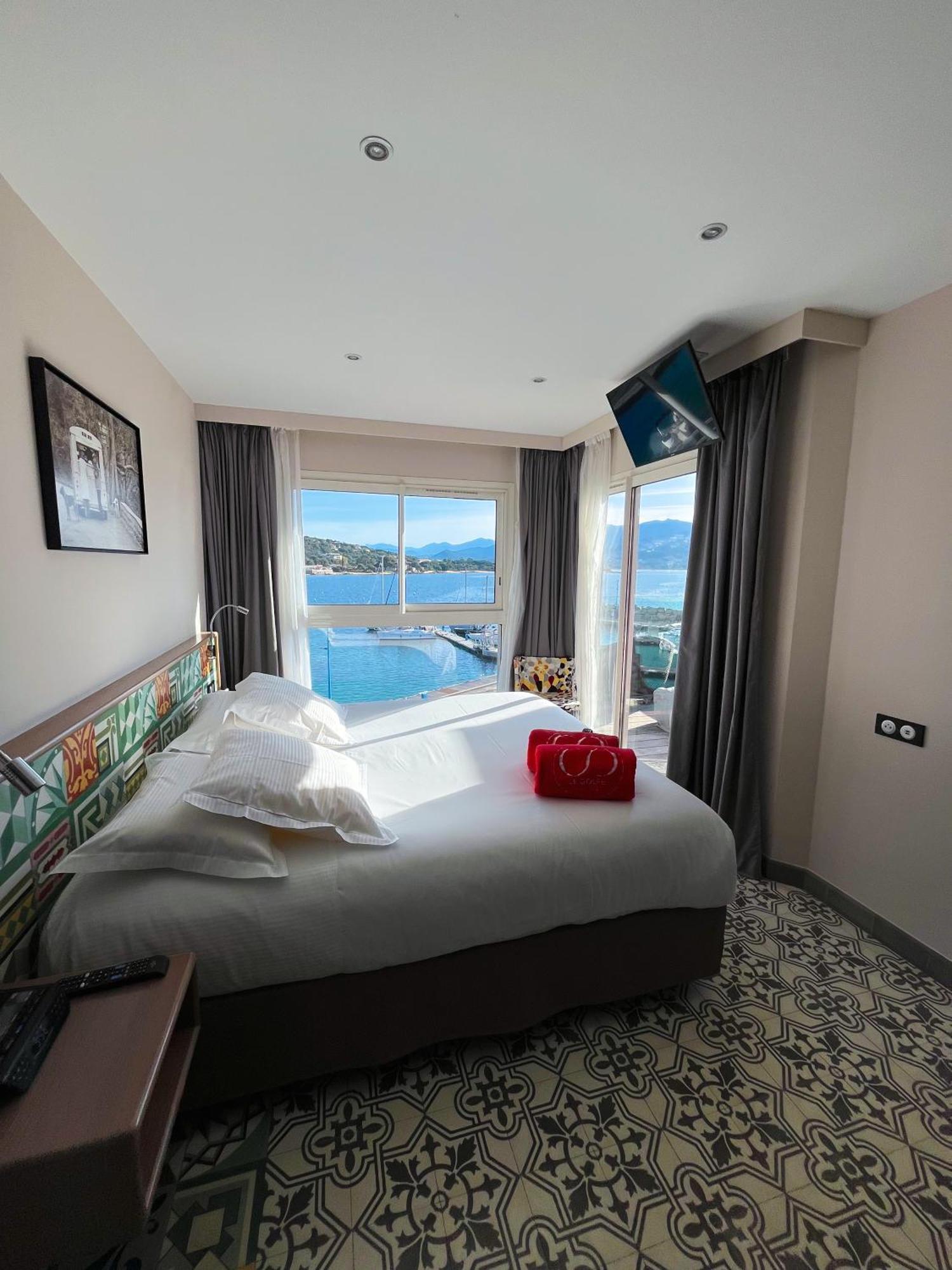 Le Golfe Hotell Porto Pollo Eksteriør bilde
